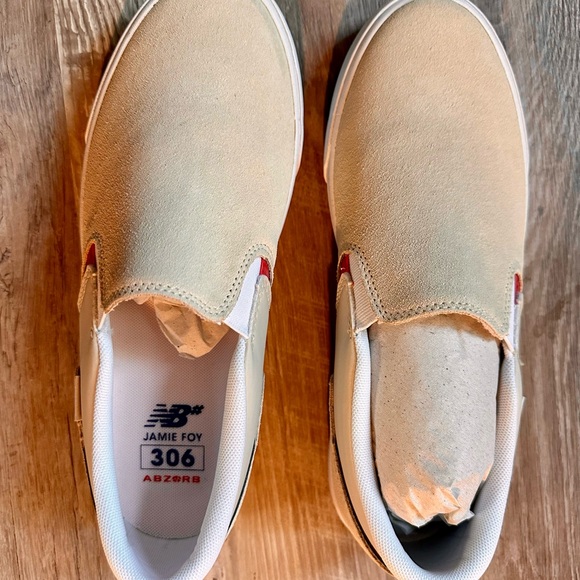 New Balance 306 Jamie Foy slip-on.  Brand new with box. NM306LIS size 9 - Picture 2 of 3
